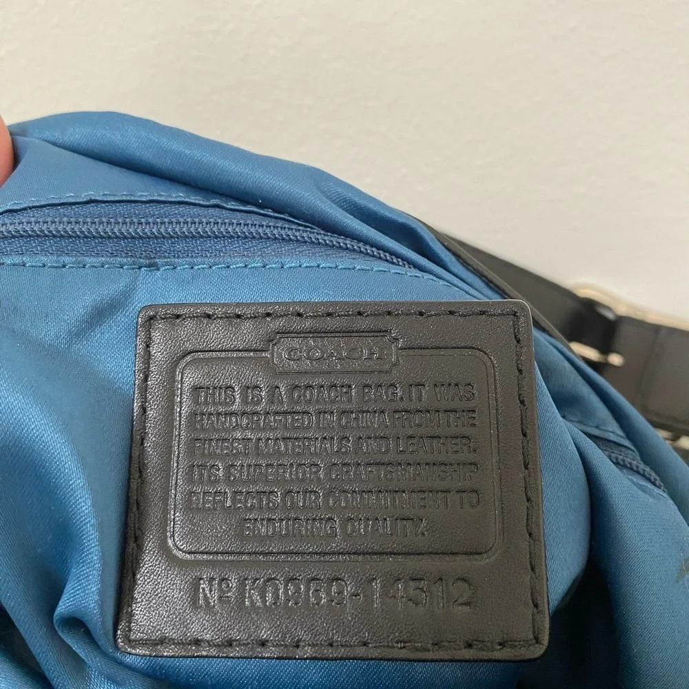 Coach vintage black and white shoulder bag